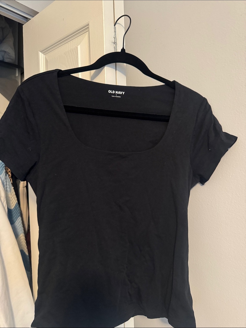 Old Navy Women’s Black Square Neck Short Sleeve Top